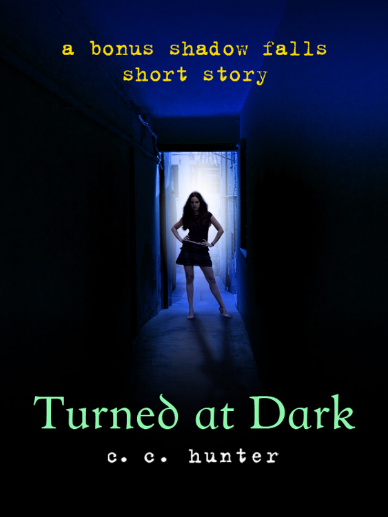 Turned at Dark- Acampamento Shadow Falls Vol 0.5 – C.C. Hunter